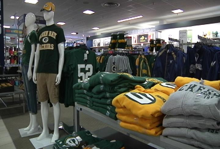 JCPenney prepares for Packers season - WAOW - Newsline 9, Wausau News ...