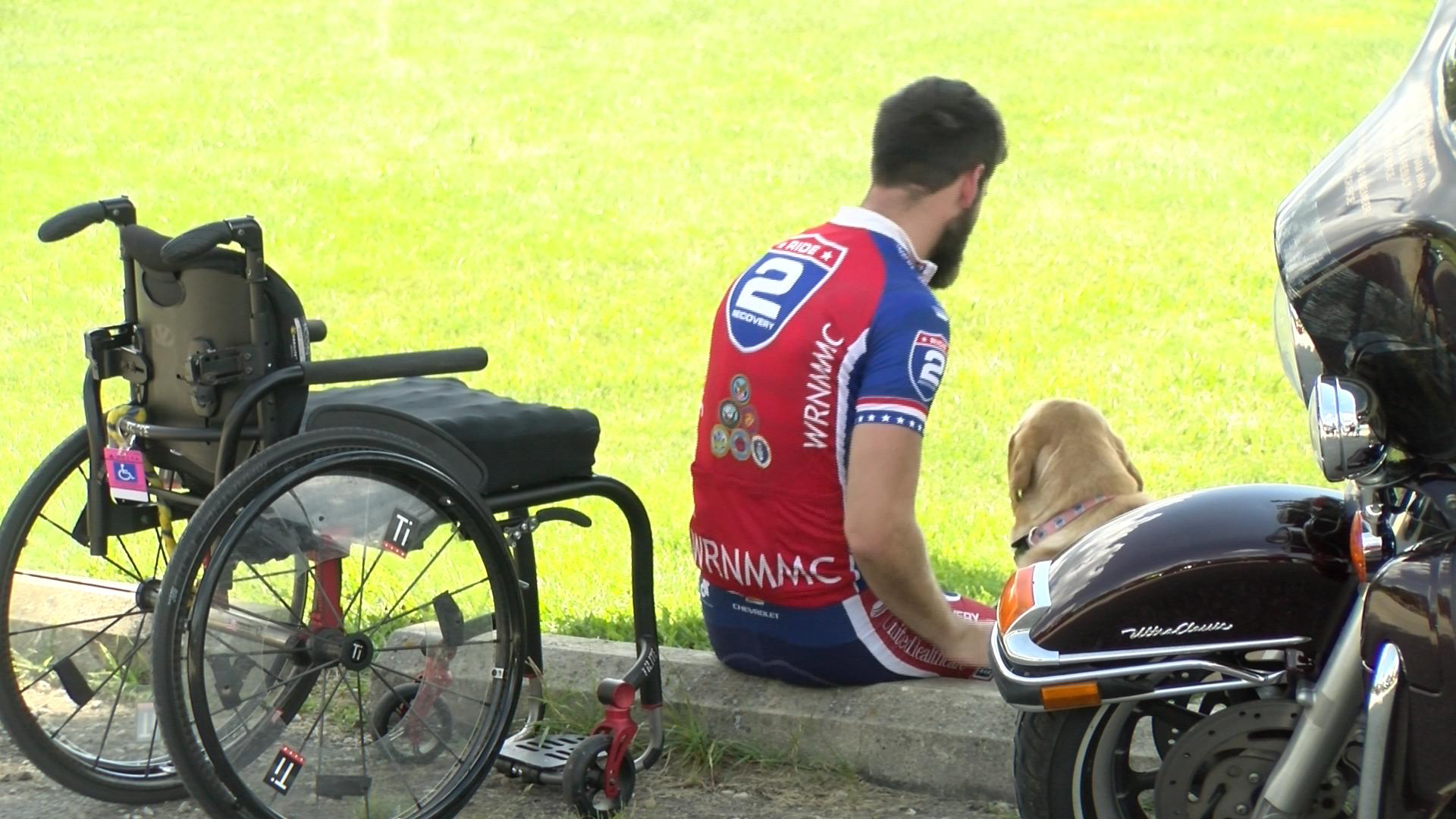 Bicyclists ride into La Crosse, supporting veterans and first responders